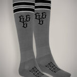 SKULL KNEE GREY Socks